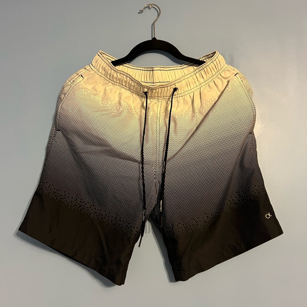 Calvin Klein Men’s Swimsuit Trunks/Board Shorts (Small)